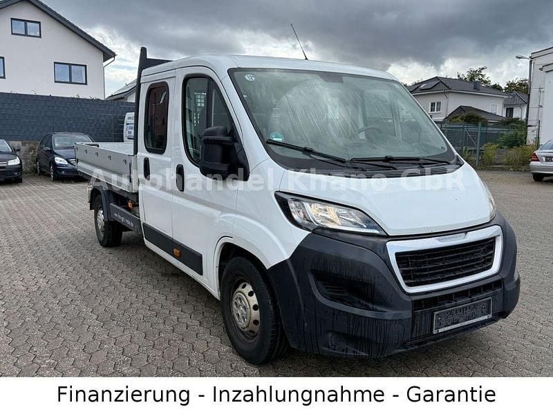 Weiß Gebraucht 2018 Peugeot Boxer Van | 18.990 € (Etwas zu teuer) - Bild 1/4