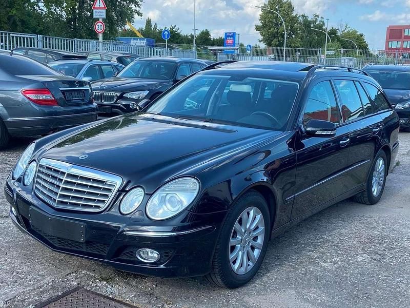 Obsidianschwarz metalliclack Gebraucht 2008 Mercedes E220 Kombi | 7.999 € (Teuer) - Bild 1/4