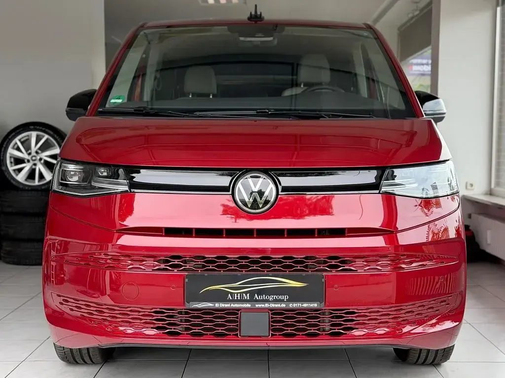 Gebraucht VW Multivan R 204 PS (150 kW) 2023 Fortanarot Van / Kleinbus