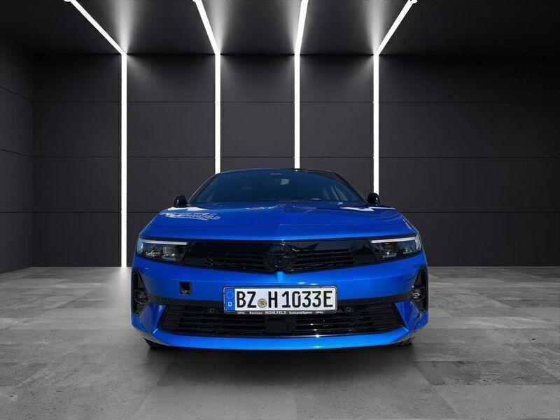 Gebraucht Opel Astra 114 kW (156 PS) 2023 Kobalt blau Limousine