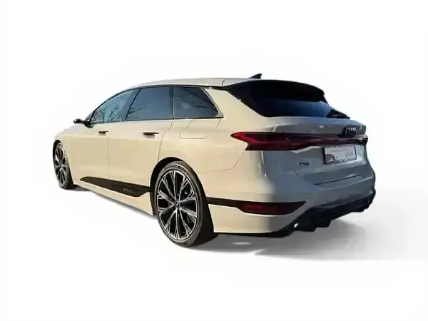 Używany Audi S6 Ambiente 503 KM (369 kW) 2025 Beżowy Kombi