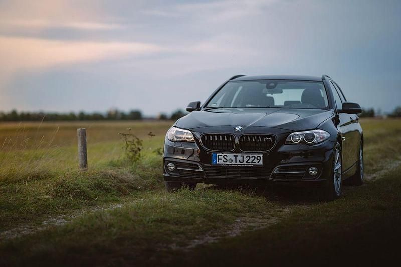 Schwarz Gebraucht 2014 BMW 530 Kombi | 11.000 € (Superpreis) - Bild 1/4