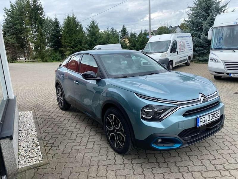 Gebraucht Citroën e-C4 Feel 100 kW (136 PS) 2023 Islandblau Kleinwagen