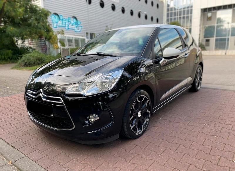 Gebraucht Citroën DS3 120 PS (88 kW) 2014 Schwarz Kleinwagen