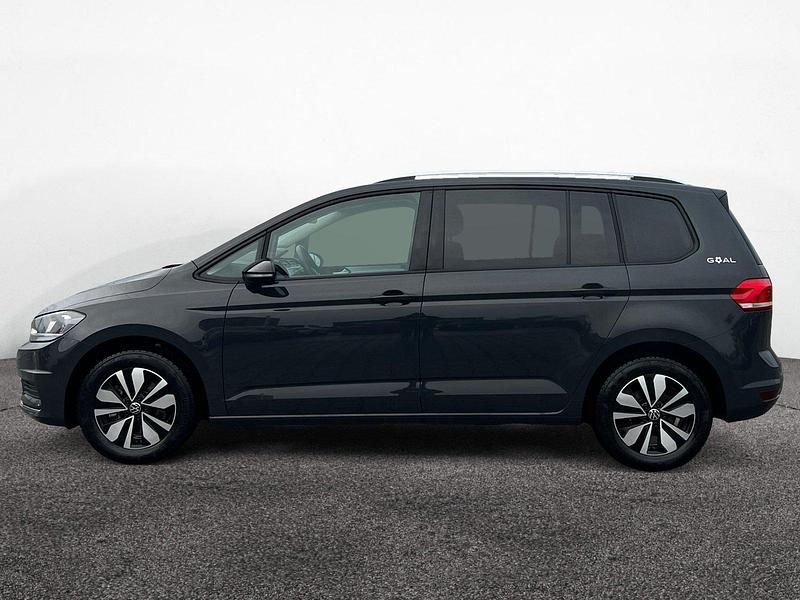 Gebraucht VW Touran Goal 150 PS (110 kW) 2025 Uranograu Van / Kleinbus