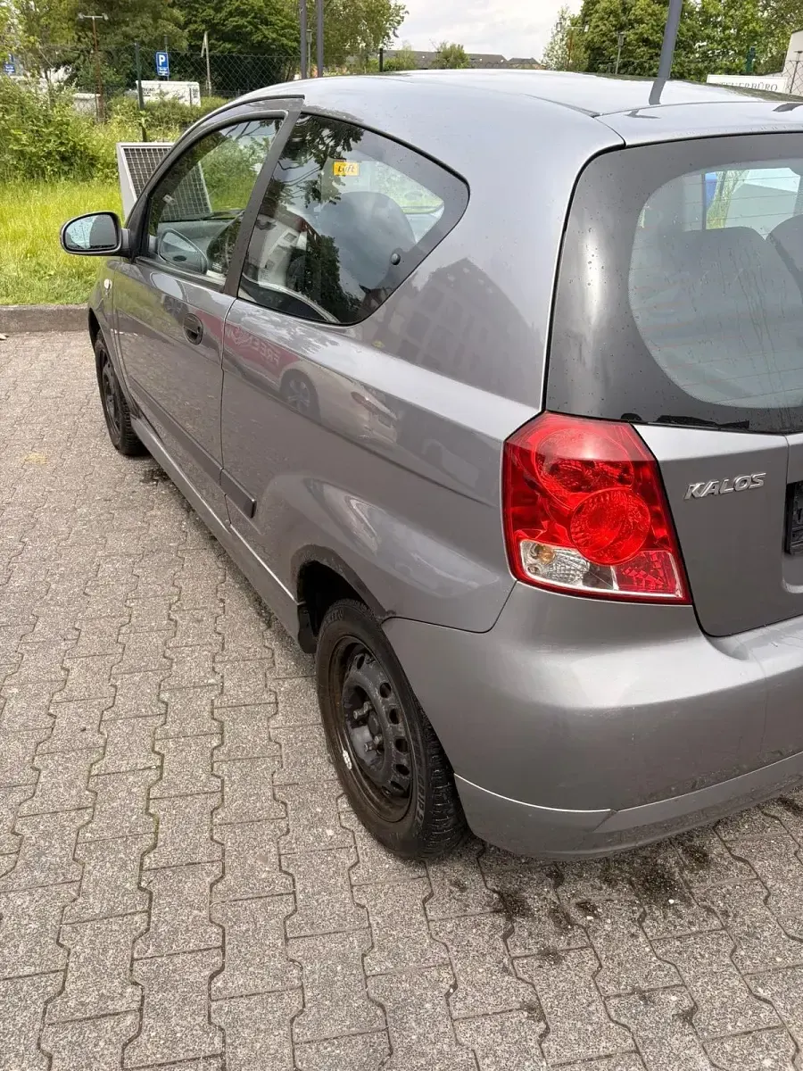 Gebraucht Chevrolet Kalos 72 PS (52 kW) 2005 Grau Kleinwagen