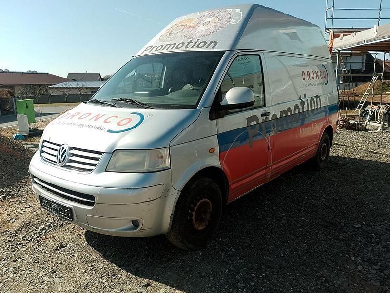 Second-hand VW Transporter 131 CP (96 kW) 2006 Argintiu Van