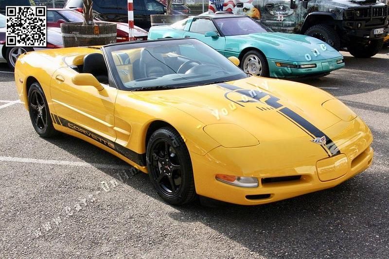 Second-hand Corvette C5 345 CP (253 kW) 2003 Galben Cabrio