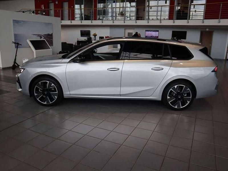 Gebraucht Opel Astra 114 kW (156 PS) 2024 Kristall silber metallic Kombi