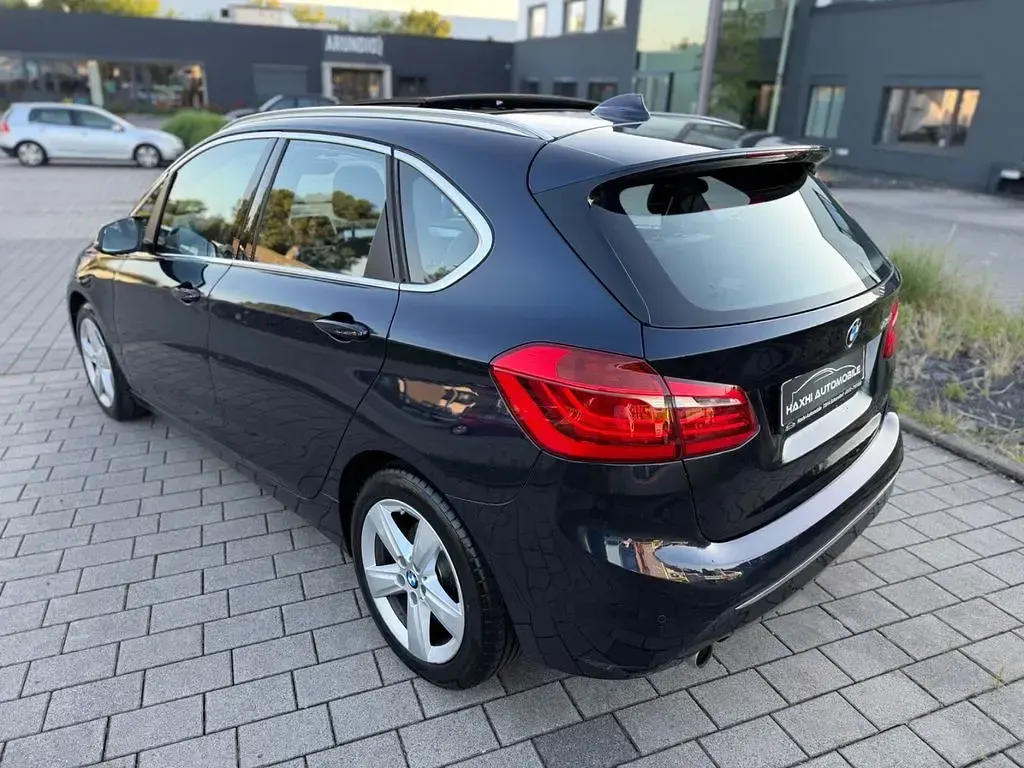 Gebraucht BMW 218 Active Tourer Luxury Line 150 PS (110 kW) 2014 Blau Van / Kleinbus