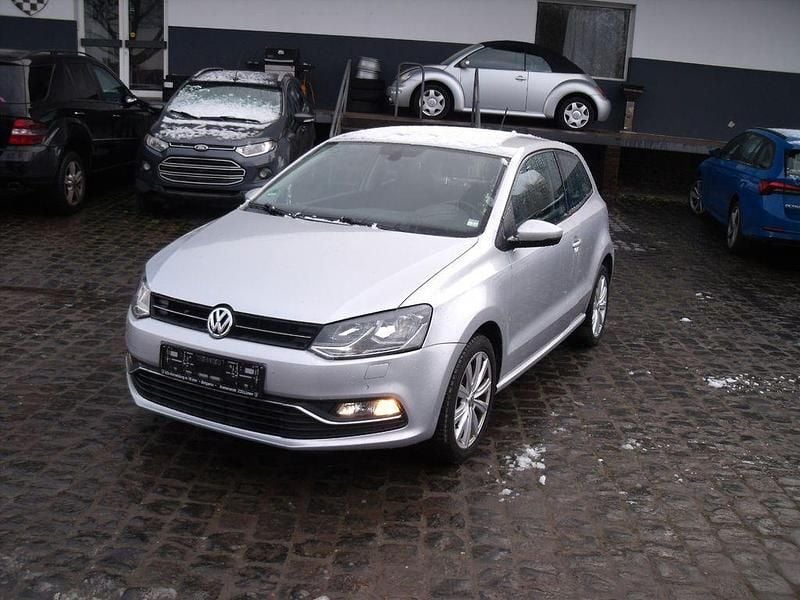 Silber Gebraucht 2017 VW Polo Highline Kleinwagen | 7.950 € (Superpreis) - Bild 1/4