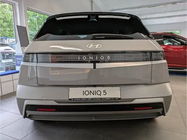 Neu Hyundai Ioniq 5 478 kW (650 PS) 2026 Grau SUV