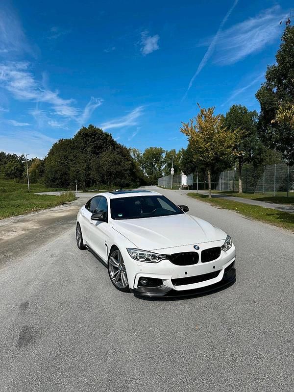 Weiß Gebraucht 2014 BMW 435 Gran Coupé M Performance Coupé | 32.680 € - Bild 1/4