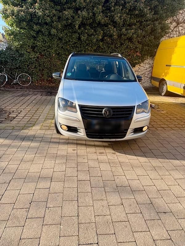 Gebraucht VW Touran 105 PS (77 kW) 2010 Silber Van / Kleinbus