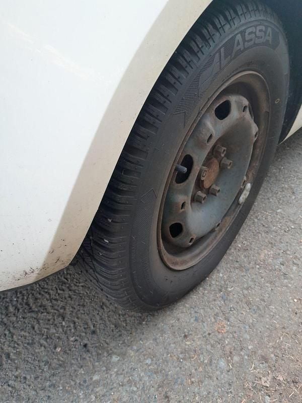 Gebraucht Seat Ibiza 86 PS (63 kW) 2015 Weiß Kleinwagen