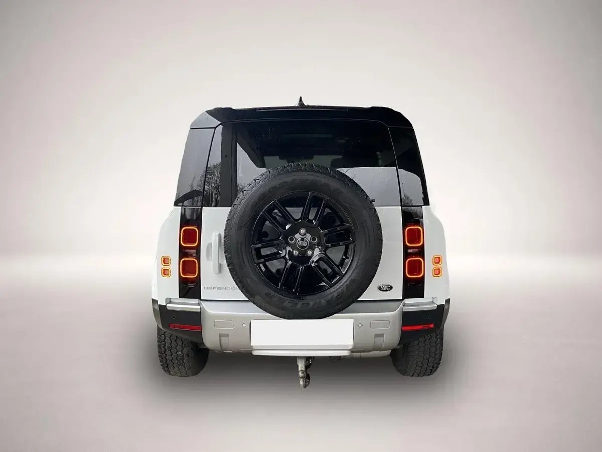 Gebraucht Land Rover Defender SE 200 PS (147 kW) 2023 Manufacturer SUV