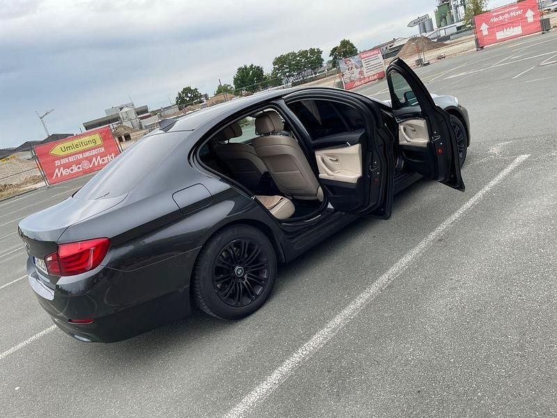 Gebraucht BMW 525 204 PS (150 kW) 2011 Schwarz Limousine