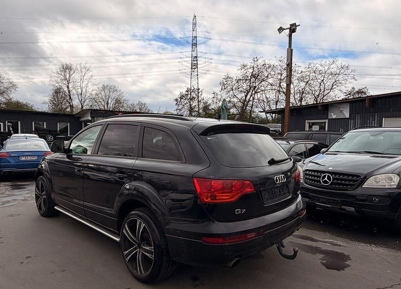 Używany Audi Q7 232 KM (170 kW) 2006 Czarny SUV
