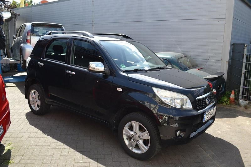 Gebraucht Daihatsu Terios 105 PS (77 kW) 2010 Schwarz perleffekt x07 SUV