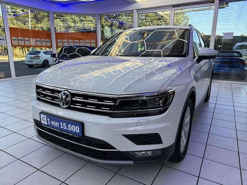 Pure white Gebraucht 2020 VW Tiguan Highline SUV | 27.990 € (Fairer Preis) - Bild 1/4