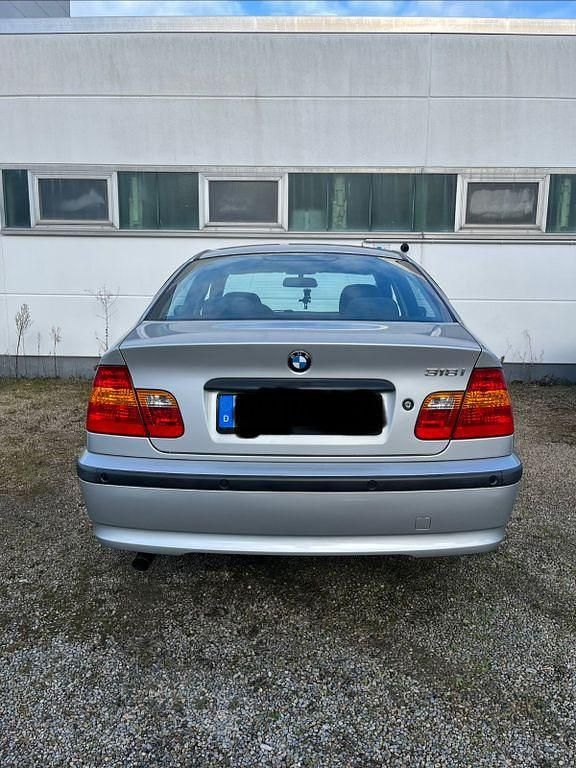 Gebraucht BMW 318 143 PS (105 kW) 2002 Silber Limousine