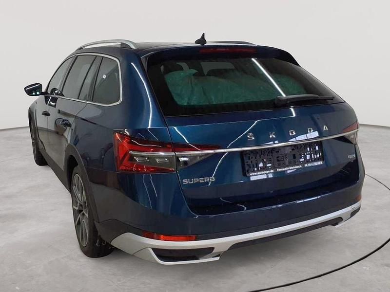 Gebraucht Skoda Superb 200 PS (147 kW) 2021 Lavablau metallic Kombi