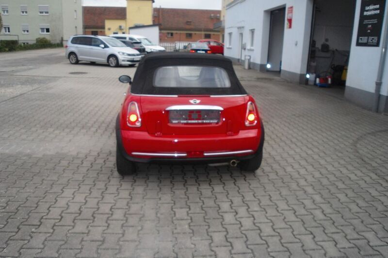 Gebraucht Mini Cooper Cabriolet 116 PS (85 kW) 2006 Rot Cabrio