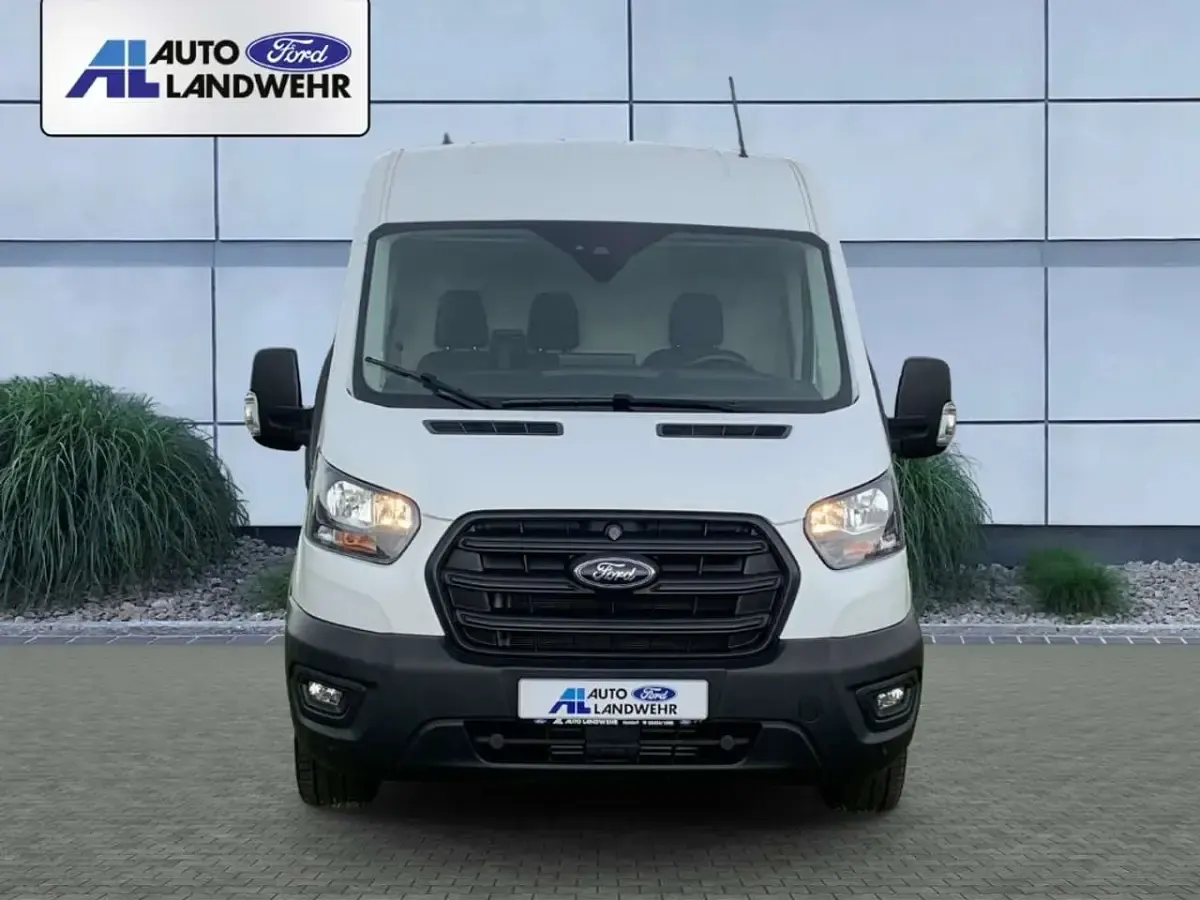 Gebraucht Ford Transit Trend 131 PS (96 kW) 2024 Frozen white Van / Kleinbus