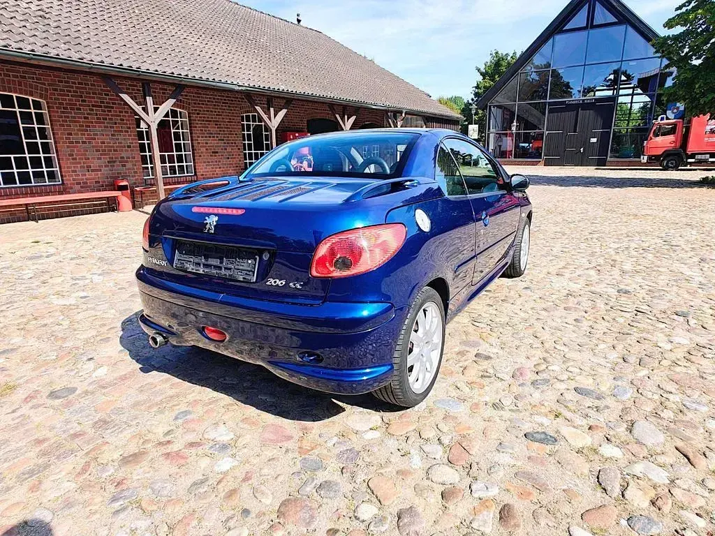 Gebraucht Peugeot 206 CC Platinum 136 PS (100 kW) 2006 Lack blau montebello Cabrio