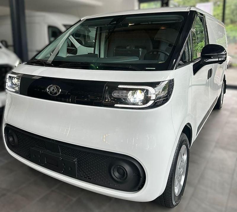 Neu Maxus eDeliver 5 119 kW (163 PS) 2025 Weiß Van