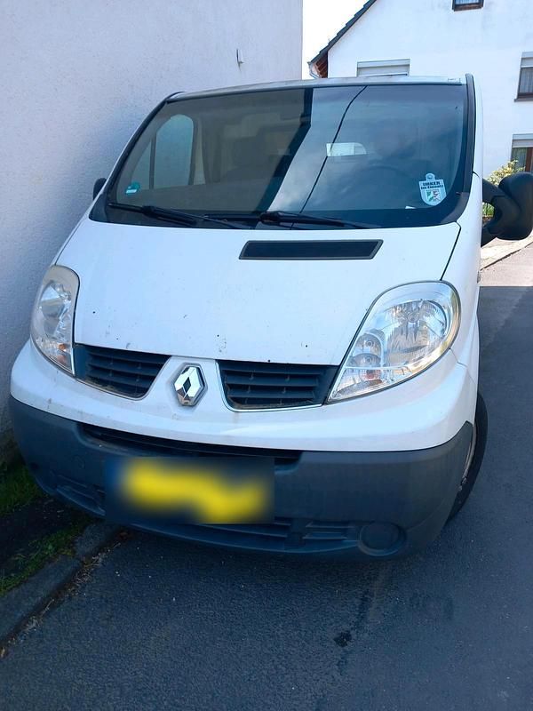 Gebraucht Renault Trafic 90 PS (66 kW) 2007 Weiß Van / Kleinbus