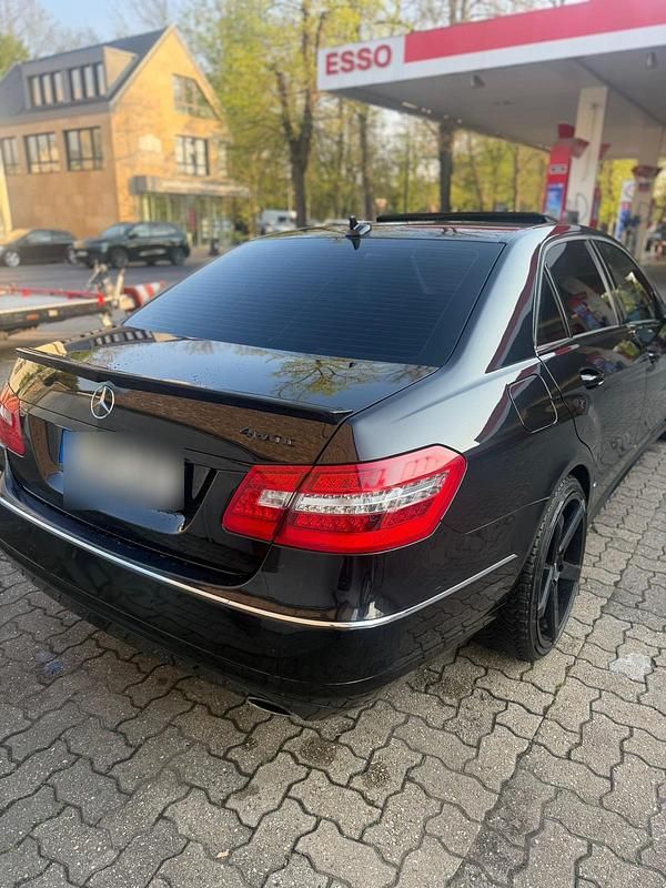 Gebraucht Mercedes 350 272 PS (200 kW) 2011 Schwarz Limousine