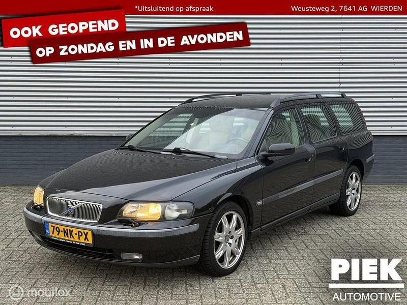 Schwarz Gebraucht 2003 Volvo V70 Comfort Kombi | 999 € (Superpreis) - Bild 1/3
