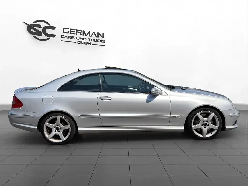 Gebraucht Mercedes CLK320 224 PS (164 kW) 2007 Silber Coupé