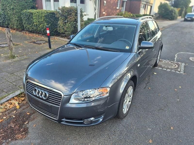 Grau Gebraucht 2005 Audi A4 Kombi | 3.696 € (Guter Preis) - Bild 1/4