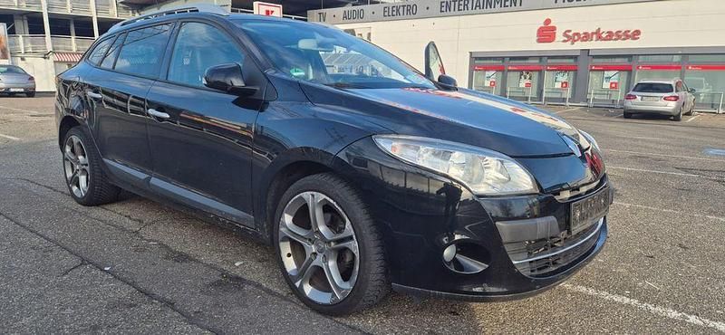 Gebraucht Renault Mégane III Bose Edition 131 PS (96 kW) 2011 Schwarz Limousine