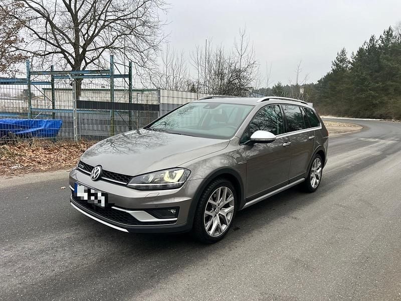 Gebraucht 2015 VW Golf VII Kombi | 10.350 € (Guter Preis) - Bild 1/4