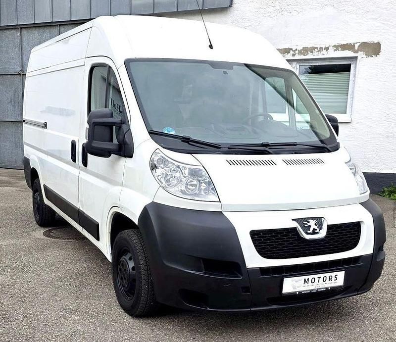 Weiß Gebraucht 2013 Peugeot Boxer Van | 7.990 € (Guter Preis) - Bild 1/4