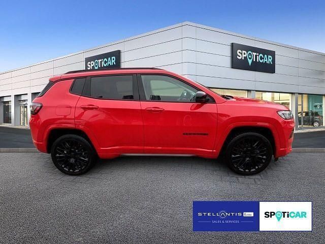 Gebraucht Jeep Compass 131 PS (96 kW) 2023 Rot SUV