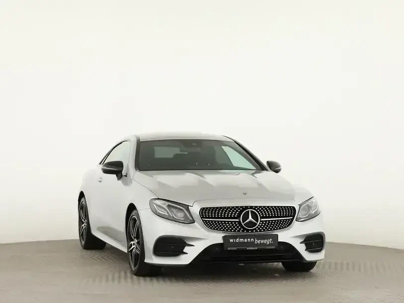 Gebraucht Mercedes E200 AMG 197 PS (144 kW) 2020 Silber Coupé