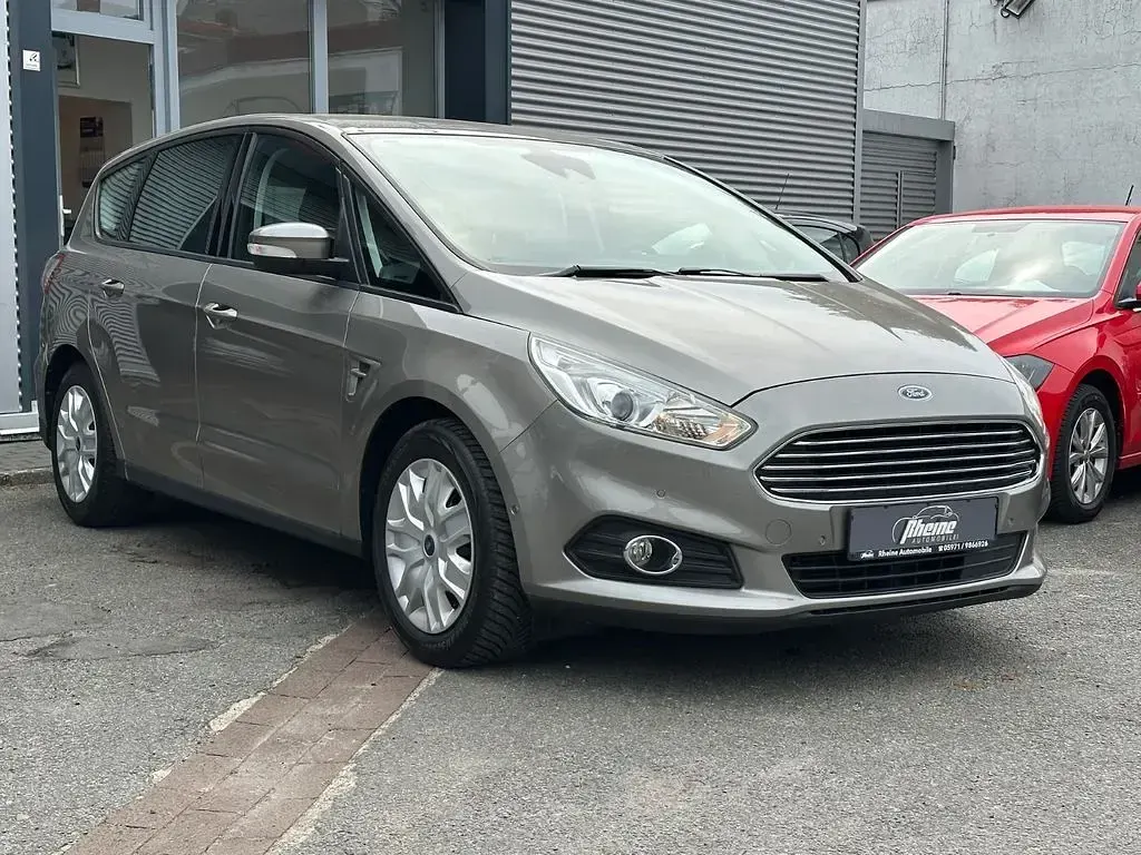 Gebraucht Ford S-MAX Trend 150 PS (110 kW) 2017 Grau Van / Kleinbus