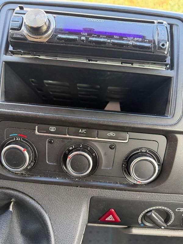 Second-hand VW Transporter 84 CP (61 kW) 2013 Alb Van