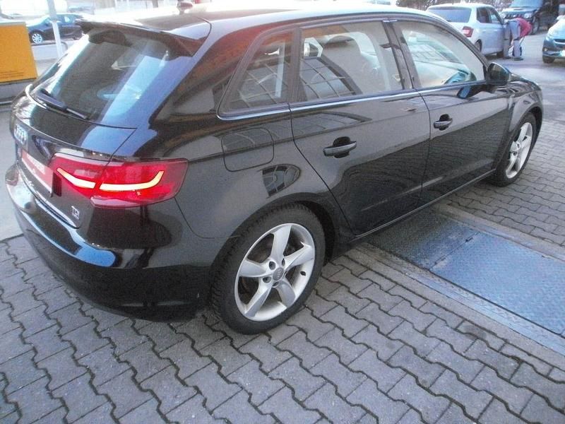 Gebraucht Audi A3 Sport 150 PS (110 kW) 2013 Schwarz Limousine