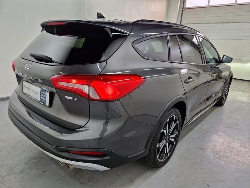 Gebraucht Ford Focus Active X 155 PS (114 kW) 2021 Magnetic grau Kombi
