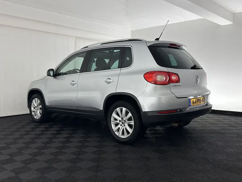 Gebraucht VW Tiguan Sport 150 PS (110 kW) 2011 Grau SUV