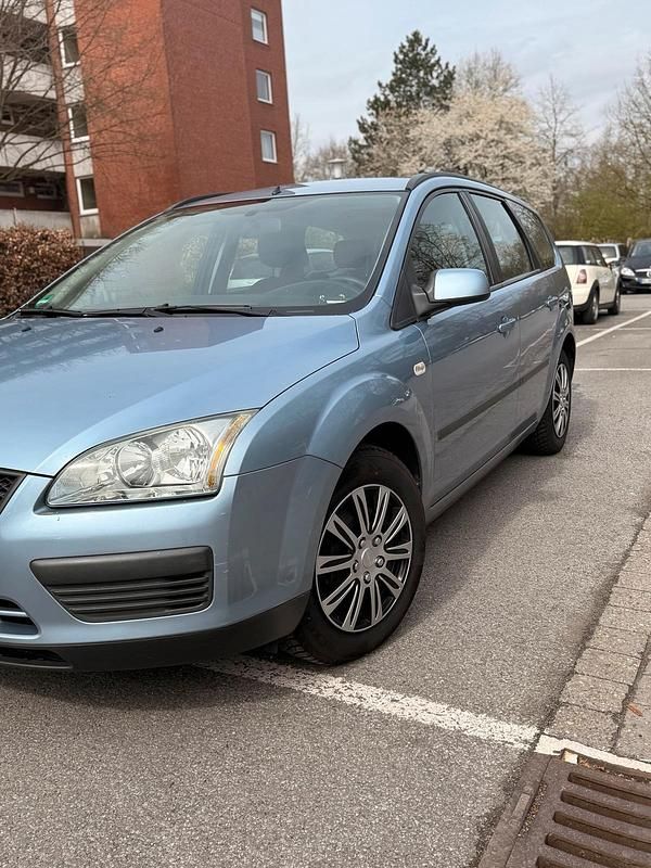 Gebraucht Ford Focus 101 PS (74 kW) 2006 Blau Kombi