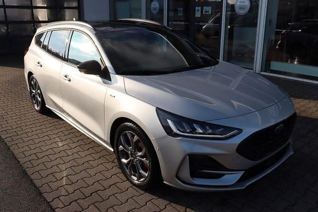 Neu Ford Focus ST-Line X 155 PS (114 kW) 2025 Moondust silver metallic Kombi