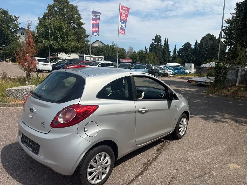 Gebraucht Ford Ka Trend 69 PS (50 kW) 2009 Silber Kleinwagen