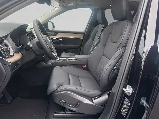 Gebraucht Volvo XC90 Plus 455 PS (334 kW) 2025 Onyx schwarz SUV