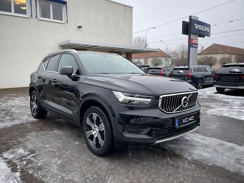 Gebraucht Volvo XC40 Inscription 163 PS (119 kW) 2020 Schwarz SUV